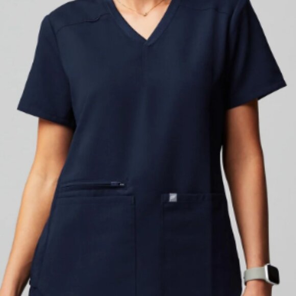 Fabletics Scrub Set - Picture 2 of 5